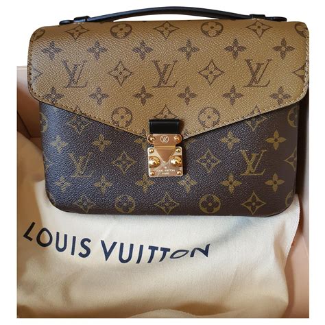 metis louis vuitton prezzo|Louis Vuitton metis wallet.